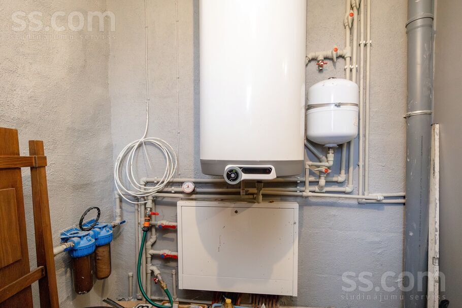 Vecpēteri, Rīgas rajons, Sigulda — maja