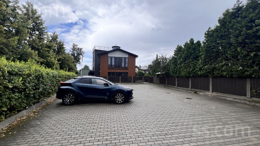 Zvejnieku 1 k-14, Rīga — maja