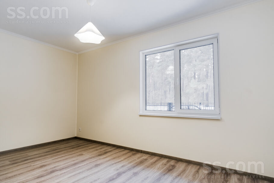 Elizabetes 24, Spilve, Rīgas rajons, Babītes pag. — maja