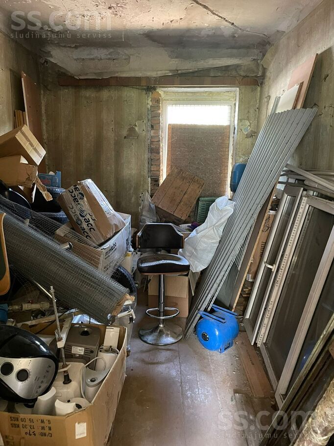 Vecāķu pr. 4, Rīga — maja