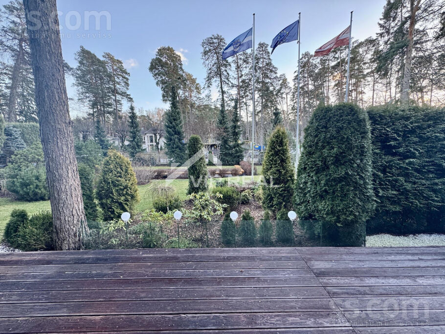 Dzintaru prospekts 13, Jūrmala — dzivoklis