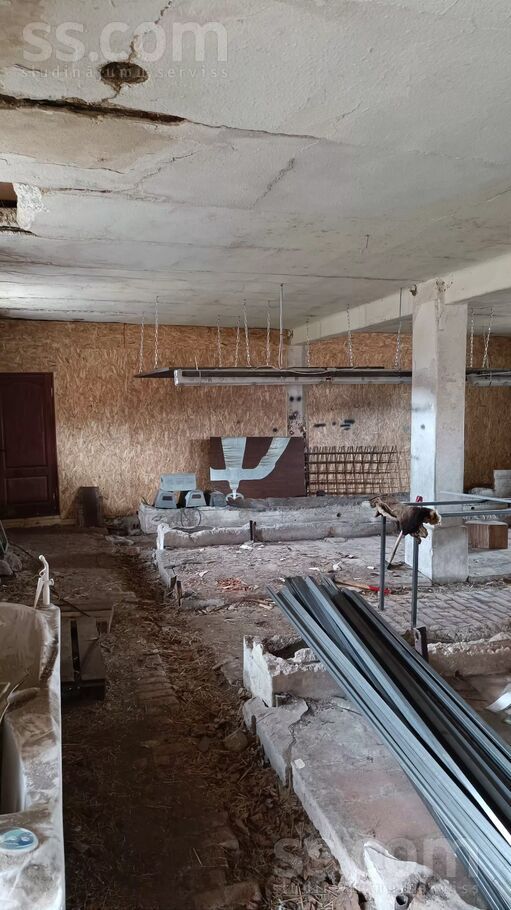 Drevēkas, Valmiera un raj., Kocēnu pag. — maja