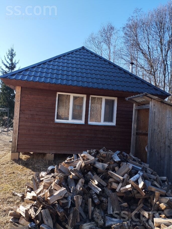 Lauku, Rēzekne un raj., Rēzekne — maja