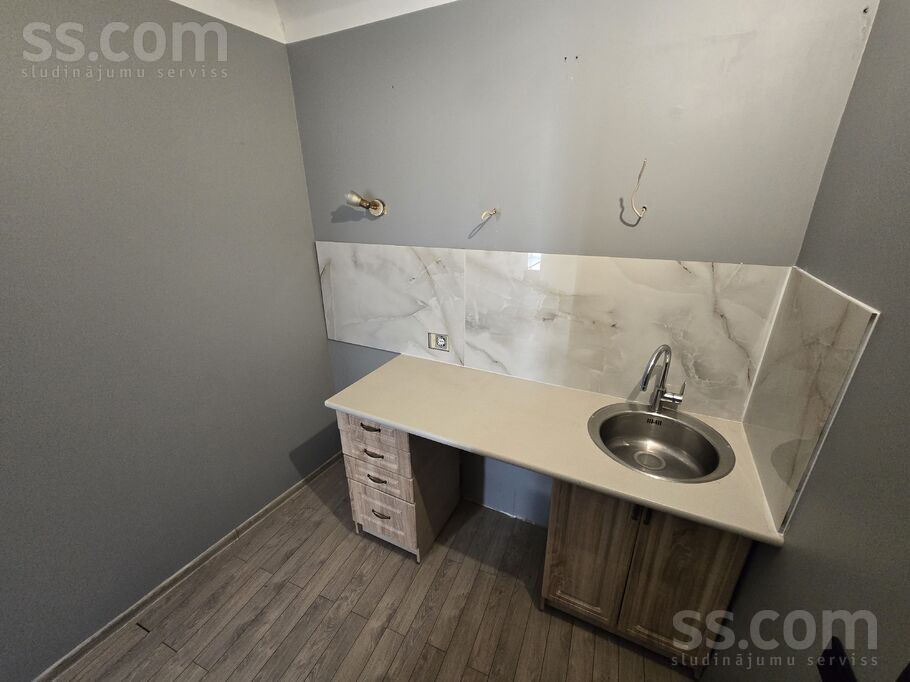 Lauku 4, Ventspils un raj., Ventspils — dzivoklis