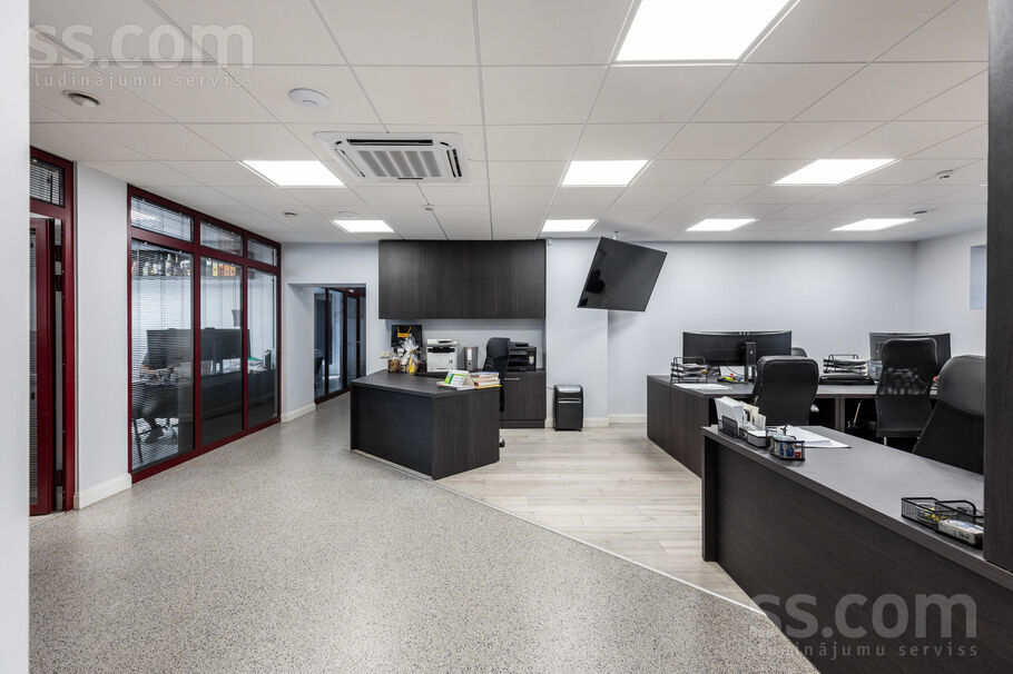 Sadovņikova 21, Rīga — birojs