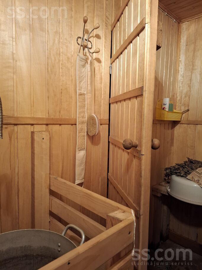 Šķūņu, Valmiera un raj., Valmiera — maja