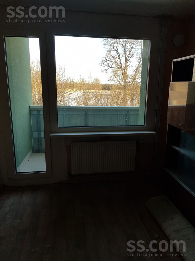 Liepas 6, Valmiera un raj., Bērzaines pag. — dzivoklis