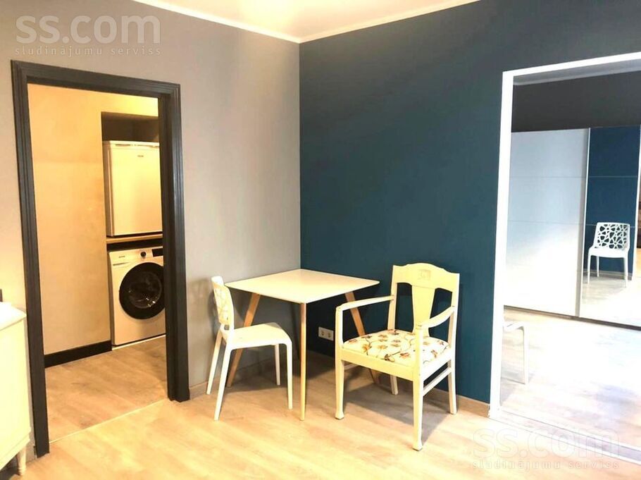 Vaļņu 41, Rīga — maja