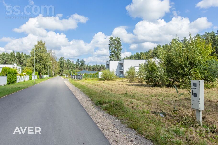 Viestura iela 11-13, Dzilnuciems, Rīgas rajons, Babītes pag. — zeme