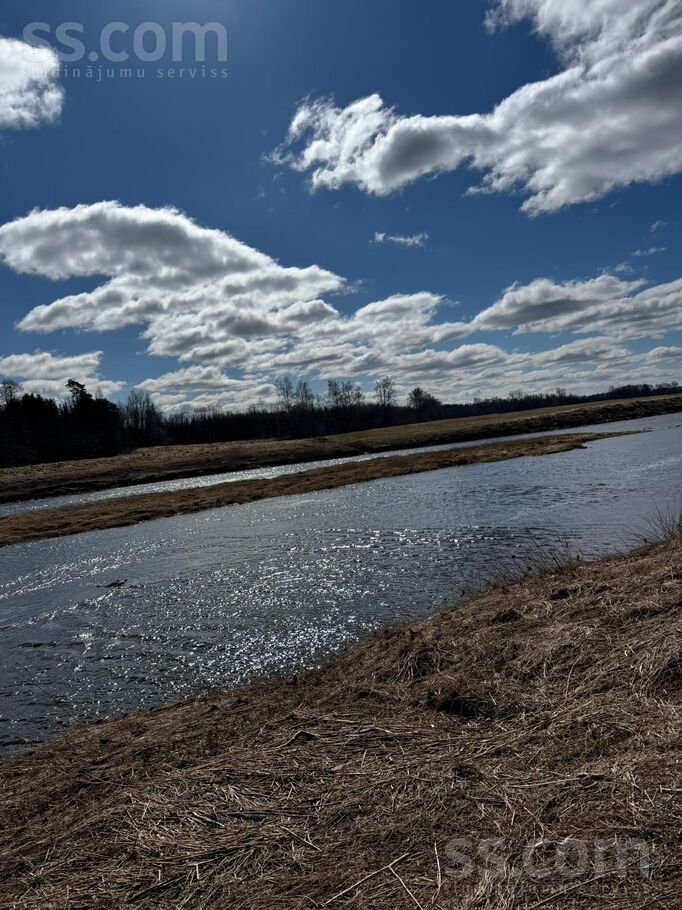 Ventas Lāči, Vēršmuiža, Kuldīga un raj., Skrundas l. t. — zeme