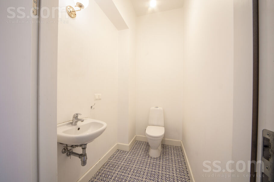 Skolas 30, Rīga — dzivoklis