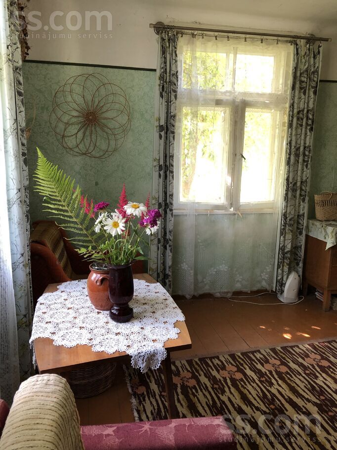 Dārza iela 13, Vecbāta, Liepāja un raj., Vaiņodes pag. — maja