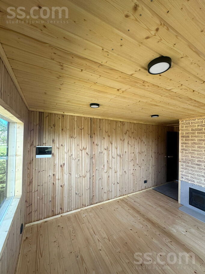 Brenči, Saldus un raj., Saldus — telpa