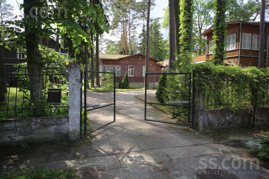Edinburgas Prospekts 51, Jūrmala — maja