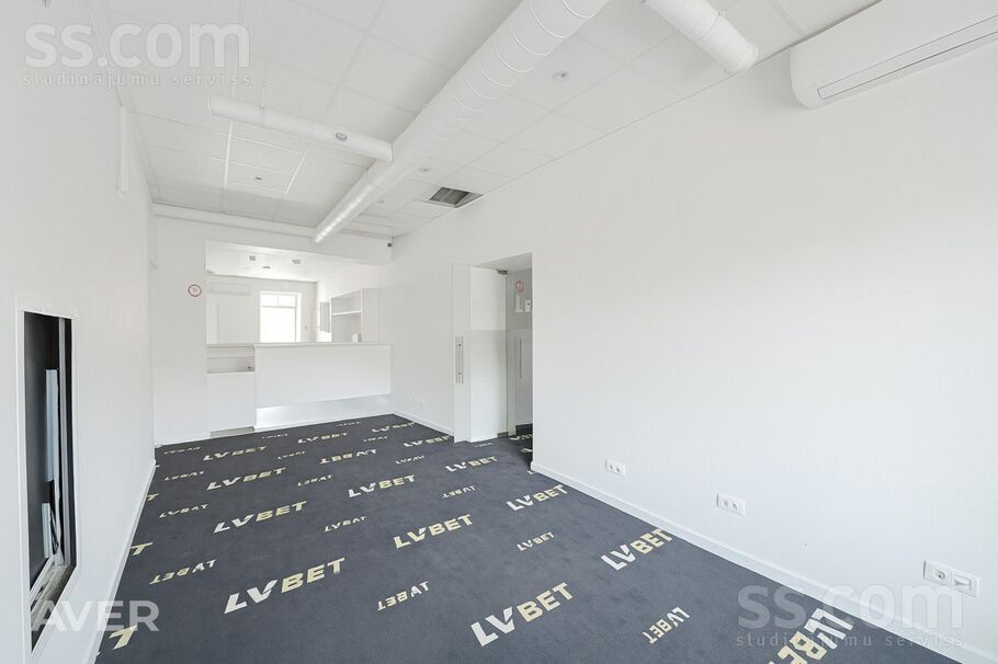 Tirgus 3, Krāslava un raj., Krāslava — telpa