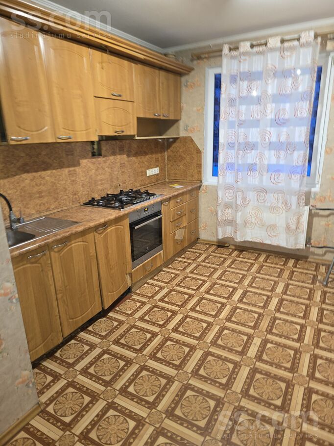 Zilokalnu prospekts 24-41, Ogre un raj., Ogre — dzivoklis