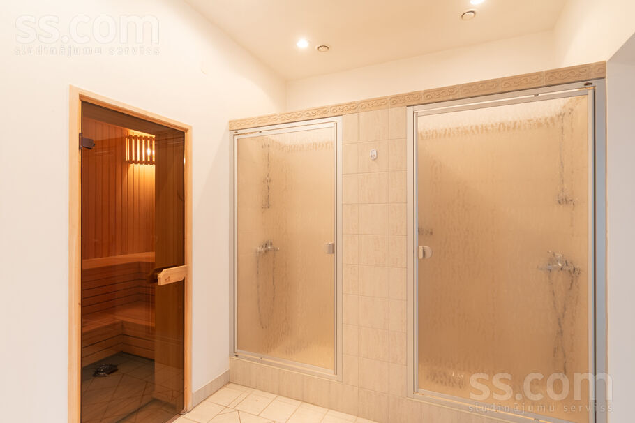 Parka iela 2, Jūrmala — maja