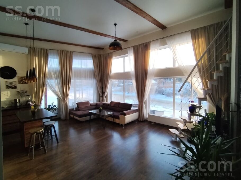 Juglas krastm., Rīga — maja