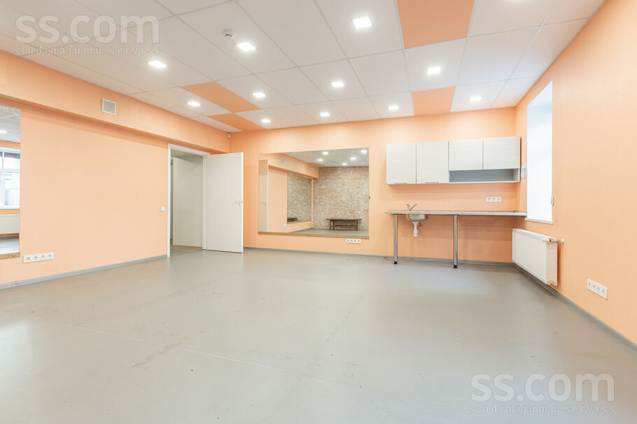 Stabu 60, Rīga — birojs