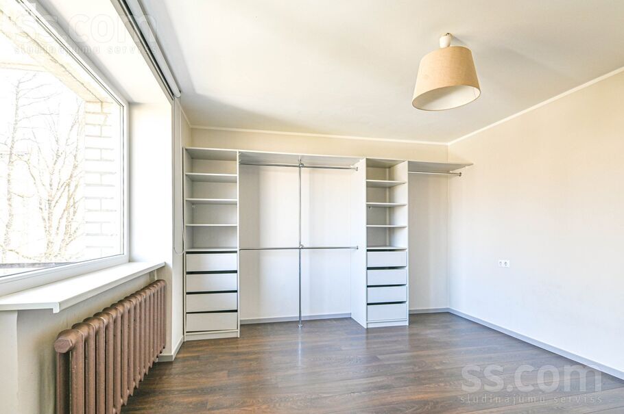 Elvīras 8, Rīga — dzivoklis