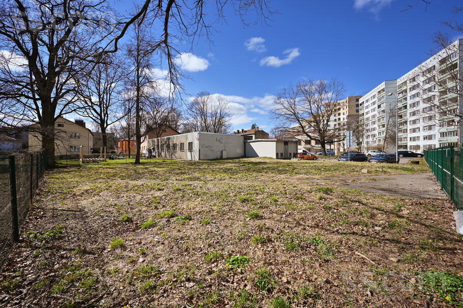 Elvīras 1b, Rīga — maja