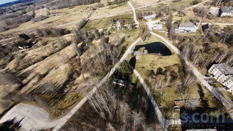 Ieviņās, Sēlija, Jēkabpils un raj., Sēlpils pag. — maja