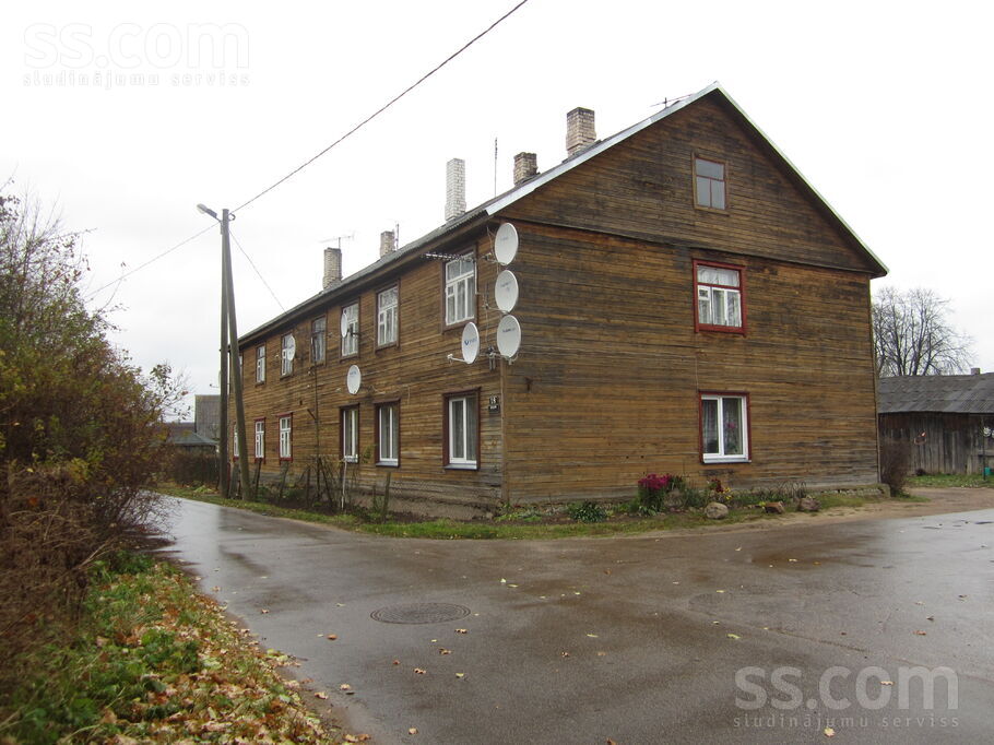 Zaļā 18, Preiļi un raj., Preiļi — dzivoklis