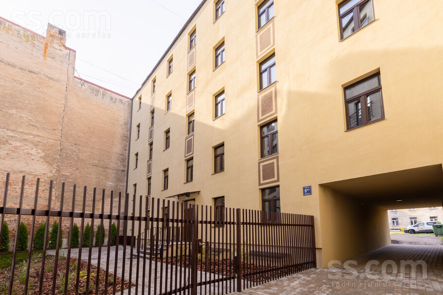 Katoļu 9, Rīga — dzivoklis