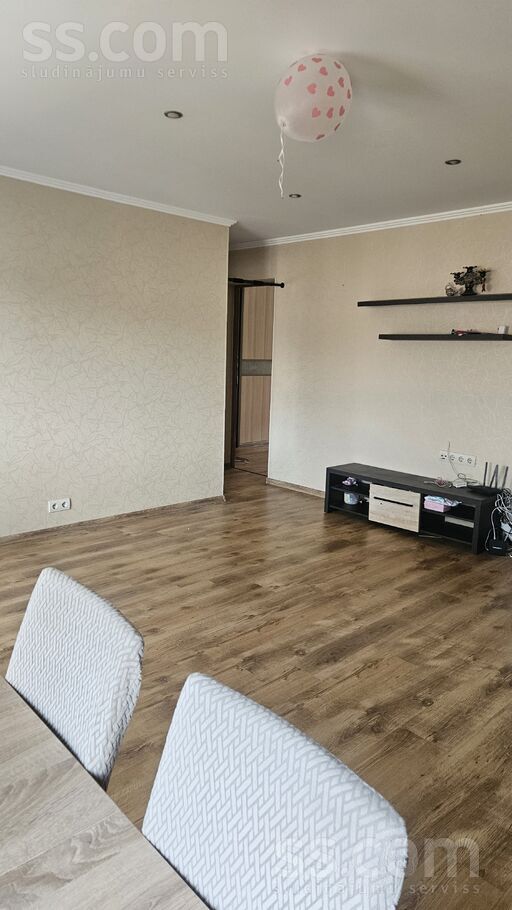 9 99, Jelgava un raj., Jelgava — dzivoklis