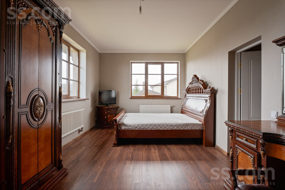 Rozu iela 10, Mārupe, Rīgas rajons, Mārupes pag. — maja