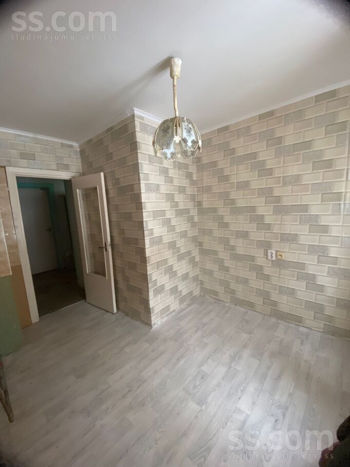 Cēsu 10, Alūksne un raj., Alūksne — dzivoklis