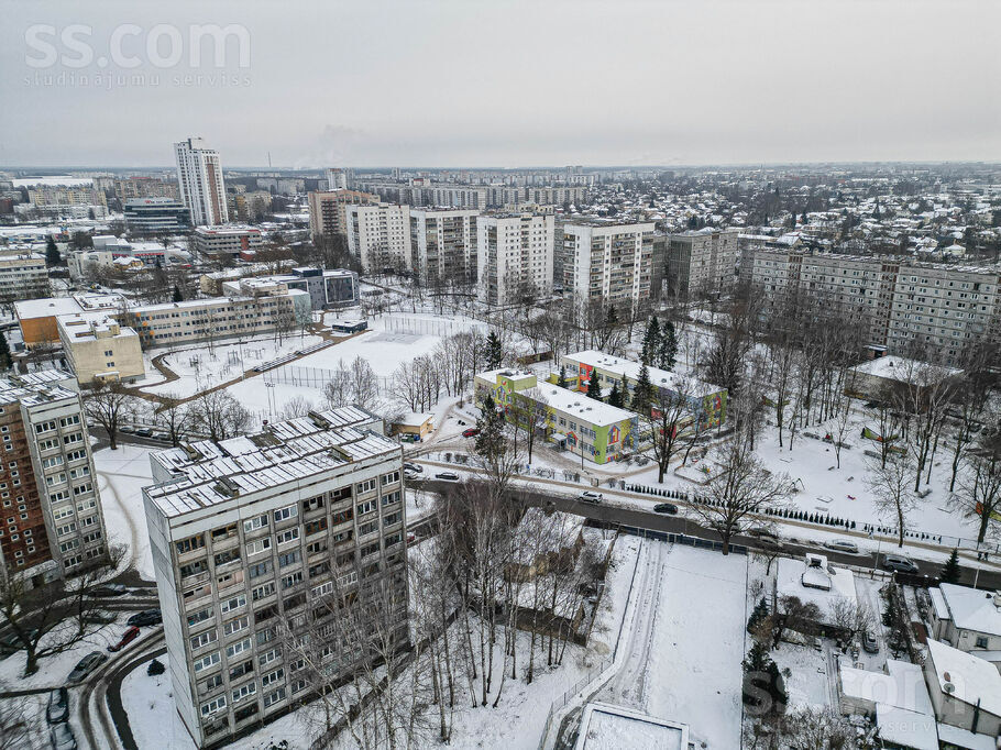 Zileņu 8, Rīga — maja