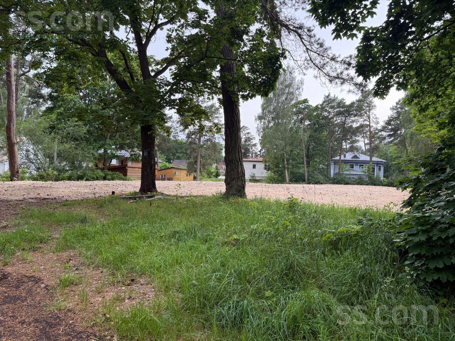 Burtnieku iela 22, Jūrmala — zeme