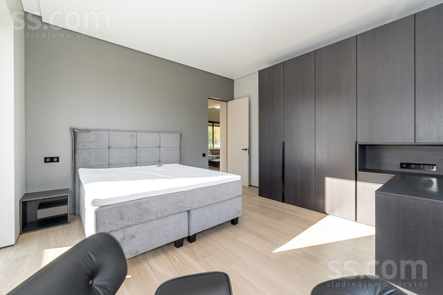 Mežavēju iela 8, Mārupe, Rīgas rajons, Mārupes pag. — maja