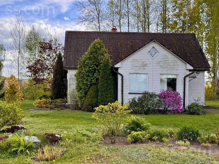 Krasta ielā, Vaikuļāni, Daugavpils un raj., Līksnas pag. — maja