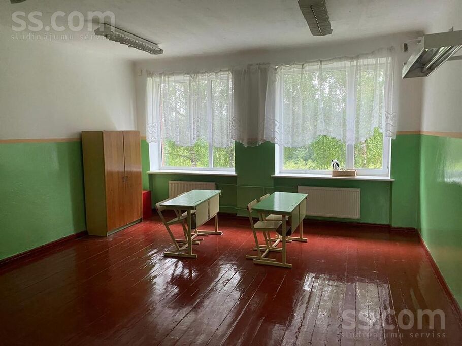 Ezersala 1, Ezersala, Ludza un raj., Zvirgzdenes pag. — maja