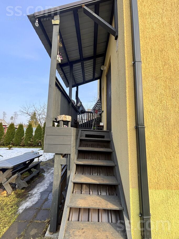 Upeņu 3, Jāņupe, Rīgas rajons, Olaines pag. — maja