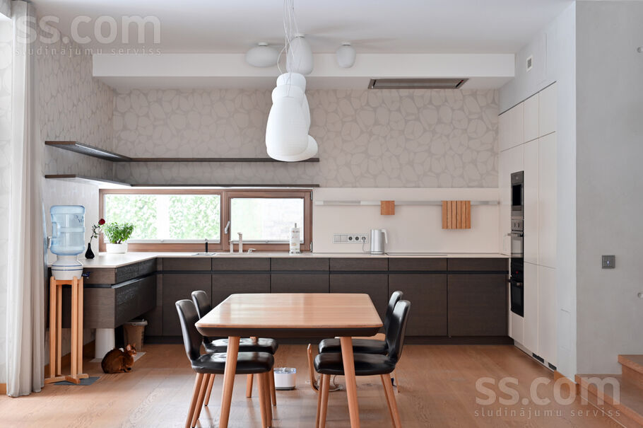 Katrinas 8, Baltezers, Rīgas rajons, Garkalnes nov. — maja