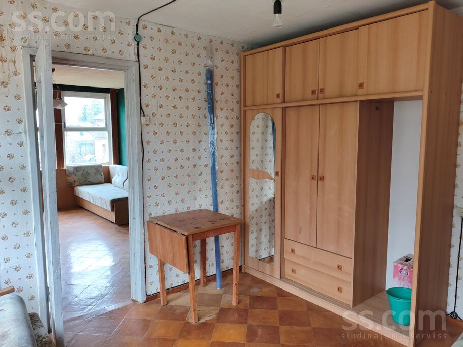 Tiltiņi 18, Stīpnieki, Rīgas rajons, Olaines pag. — maja