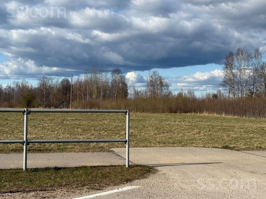 Tīrzemnieki, Stelpe, Bauska un raj., Stelpes pag. — zeme