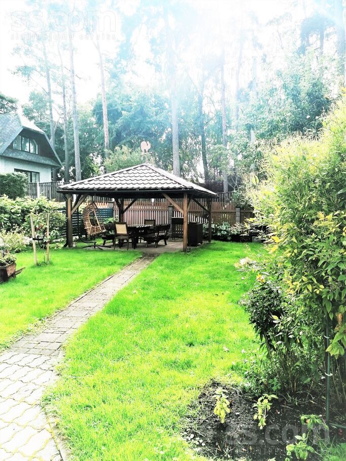 Cesu 9, Jūrmala — maja