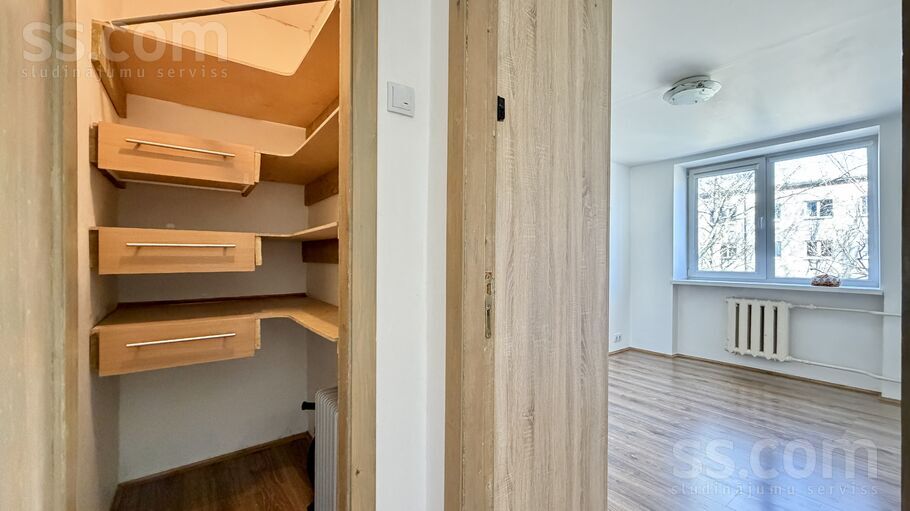 Rododendru 12, Rīga — dzivoklis