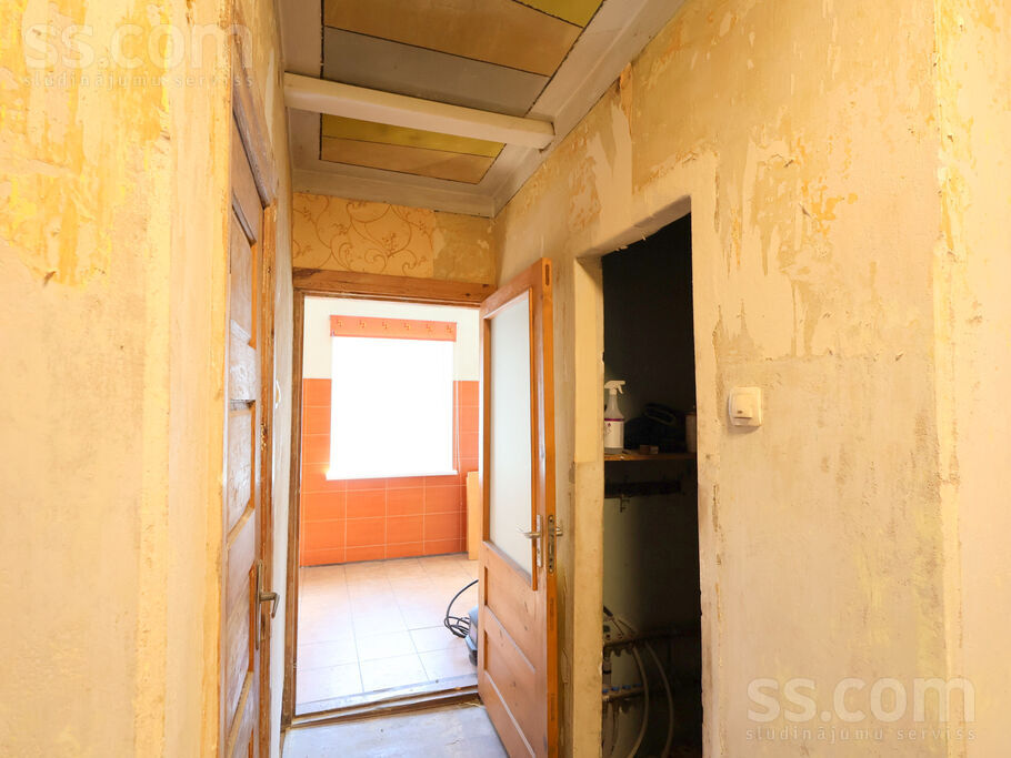 Usmas iela 15, Liepāja un raj., Liepāja — maja