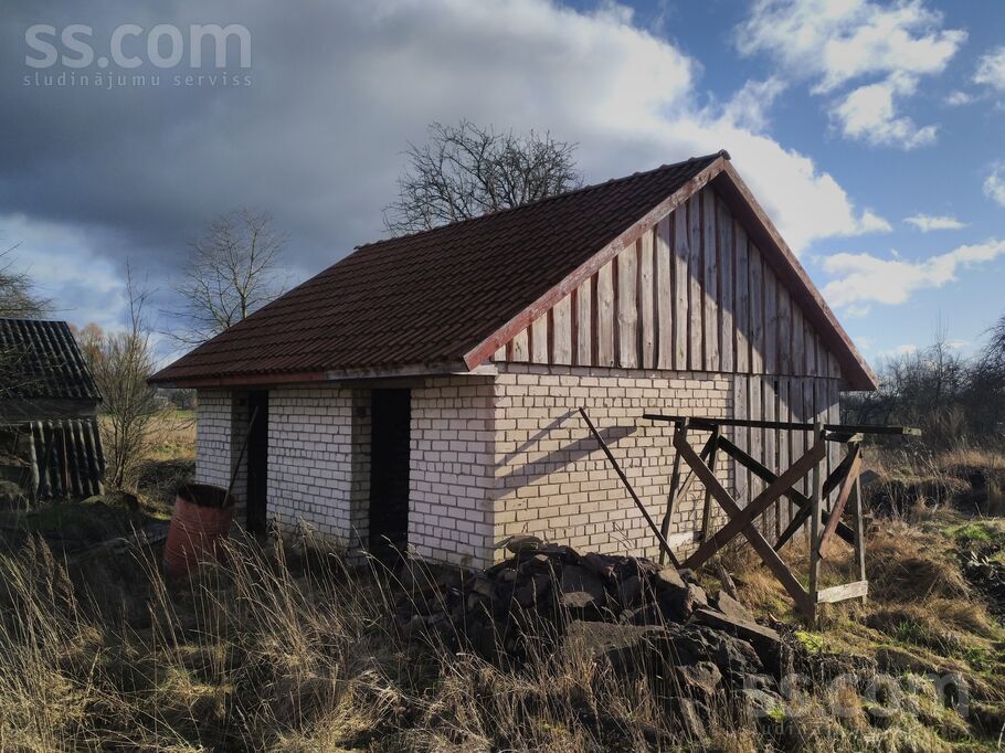 Aizputes 22, Liepāja un raj., Priekule — maja