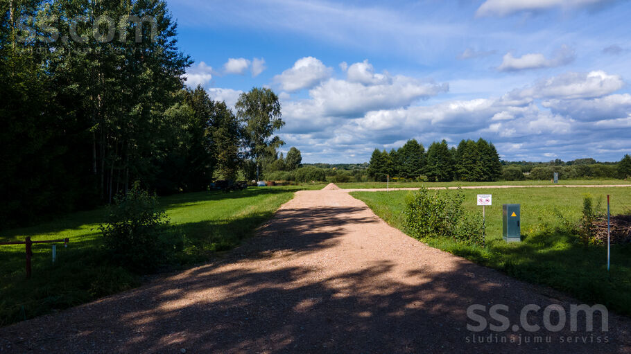 Bazūnas iela, Pēternieki, Rīgas rajons, Olaines pag. — zeme