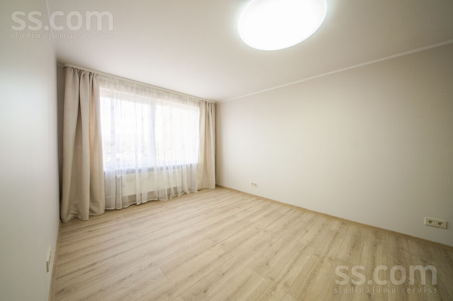 Viestura laukums 7, Viestura laukums, Valmiera un raj., Valmieras pag. — dzivoklis