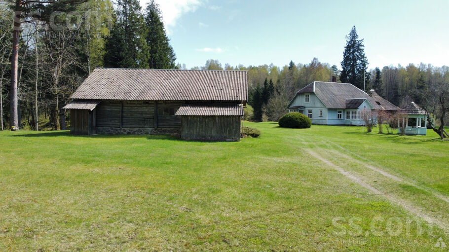 Līčupes, Limbaži un raj., Salacgrīva — zeme