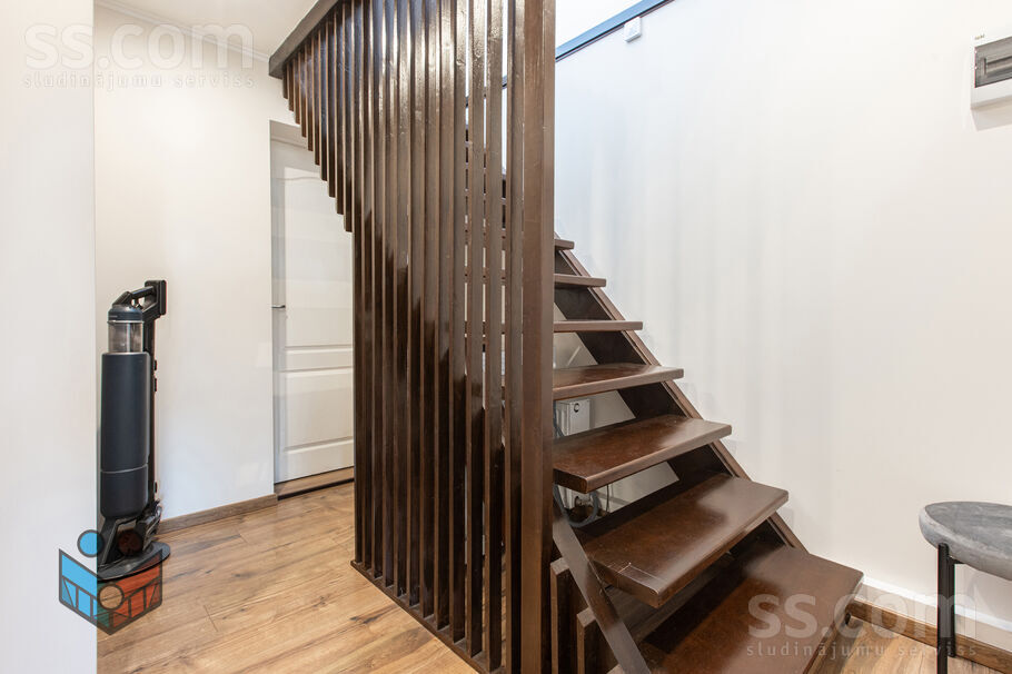 Lefkoju 17, Ziedonis, Rīgas rajons, Ķekavas pag. — maja