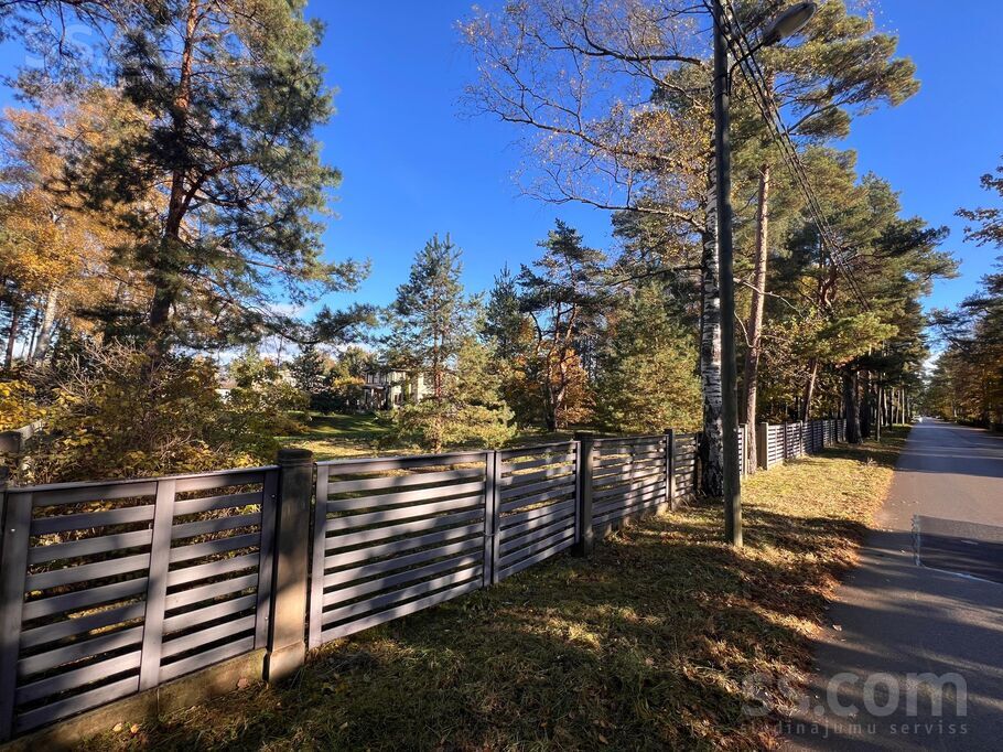 Viņķu iela 10a, Jūrmala — zeme