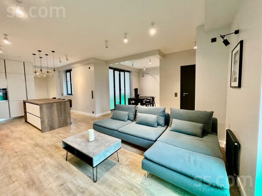 Birznieka-Upīša 13, Rīga — dzivoklis